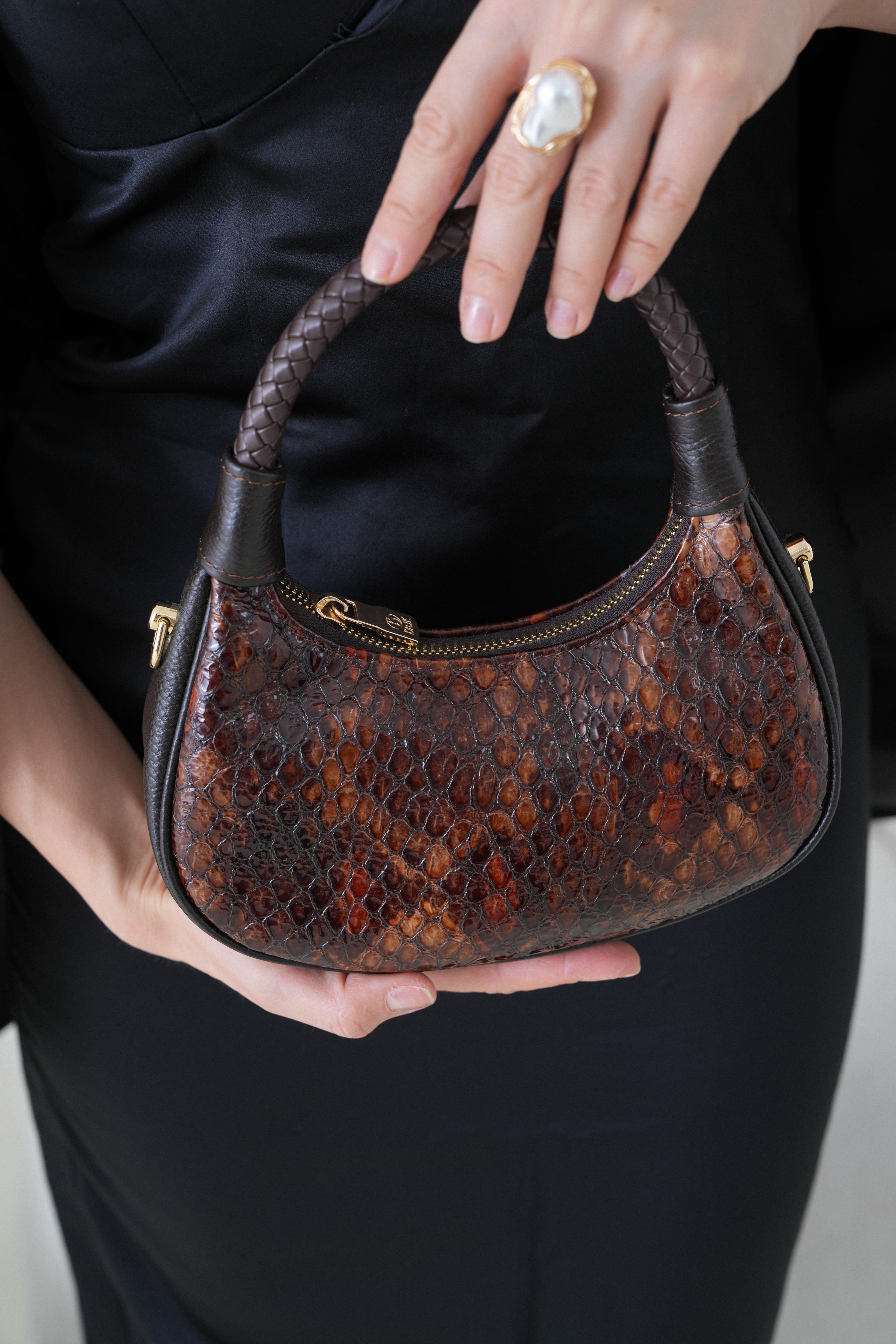 Atabbey Copperhead – Brown Patent Snake Leather Bag